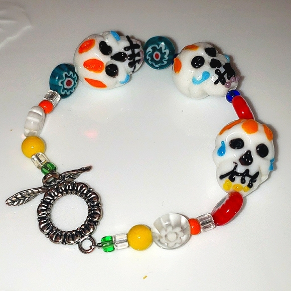 Sugar skull glass beads toggle bracelet - Picture 4 of 4